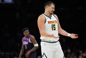 NBA/2大先發受傷缺陣！約基奇燃燒42分鐘繳大三元屠狼
