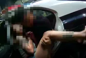 影/台中KTV女歡唱一半突昏迷　男友「公主抱」向警求助急送醫