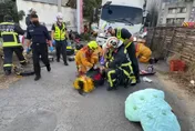 台中物流車卸貨撞機車　騎士頭部變形慘死...女乘客重傷