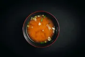 煮味噌湯時間點有學問！營養師：超過85°C好菌全滅