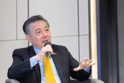 王崑義/軍火商一支喙　糊瘰瘰