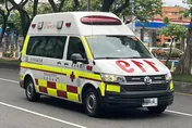 救護車困「科技執法路口」沒人讓　苦主崩潰喊：我選擇死亡