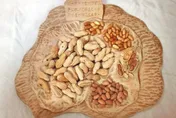 高雄藝術家花生木雕「超仿真」　日海關誤當堅果扣2天