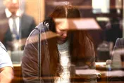 丈夫癌逝不堪重負！韓裔狠母殺兒女「塞行李箱」　遭判終身監禁