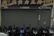 老闆失聯！台中「微動力工坊」爆惡意倒閉　車主撬門取車