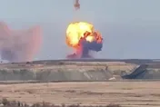 影/俄「薩爾馬特」洲際核導彈再度試射失敗　半空爆炸冒紫色毒雲