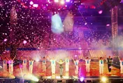 上海演出被喊卡！濱崎步對1.4萬空座位開唱　震撼畫面曝光