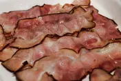 每天吃加工紅肉？失智風險增13%　認知衰退快速