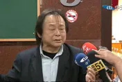 游智彬帶衛生紙酸「綠執政烙賽」　王世堅嗆放馬過來：生死狀簽一簽