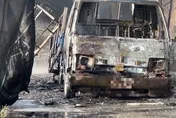 台南倉庫爆火警！無人機、消防機器人全面救援