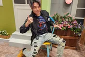 曾為節目整形！卡古擺攤賣雞蛋糕　開直播竟遭酸落魄