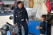 7歲男童遭誤丟包關山市場！　見爸媽第一句：我還在這邊欸