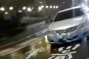 影/南港男喝藥酒休息4小時上路　忘開大燈遭攔下場慘了