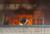 影/新莊民宅大火「少女葬身客廳」！肇因疑電線走火