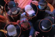 青山宮遶境現場出事！疑「棒球帽5人扒手團」作案