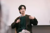 17歲就奪金鐘影帝！黃河苦學台語　當講師吐內幕