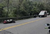 22歲男騎重機北宜跑山　過彎打滑自摔骨折送醫