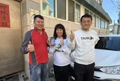 台中清潔隊班長「神器」水溝救手機　他竟是25年前軍中同袍