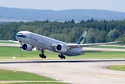 馬尼拉機場險釀重大事故！國泰航空客機疑誤闖跑道　降落航班急復飛