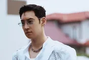 李帝勳《模範計程車3》大跳偶像女團舞　張娜拉出道24年首演反派