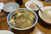 林聰明沙鍋魚頭「撈出蟑螂」　 店家致歉：停業2天清消