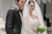 金宇彬、申敏兒世紀婚禮照曝光！夫妻緊攬甜笑　網感動：像電影一樣