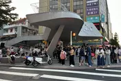 捷運中山站驚傳「鞭炮聲」　北捷：空壓機異音非安全問題