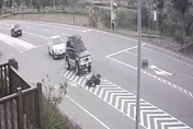 影/花蓮60歲女騎士「切西瓜」橫跨快車道　遭撞重創不治