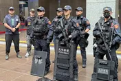北市府跨年晚會維安層級升級　信義警全副武裝戒備