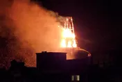影/荷蘭跨年夜煙火事故釀2死　153年歷史教堂慘遭燒毁