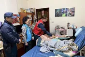 通緝犯躲7年！全為照顧癱瘓妻　被逮後求返家痛哭：別擔心我