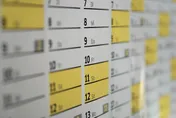 年曆被嫌老派　網曝「隱藏版用法」：長輩生活大小事全記錄