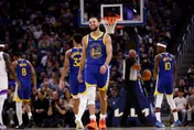 NBA/柯瑞低調攜手老爸破紀錄　成史上出賽最多父子檔
