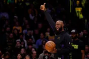 NBA/紀錄夜贏球！詹皇超車CP3登史上助攻榜第2　率湖人逆轉灰熊
