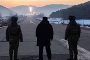 馬杜洛被抓隔日！金正恩視察極音速飛彈試射　強調「核遏制力」