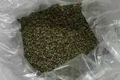 日本草莓半年12批不合格　小磨坊羅勒葉農藥超標