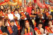 藍營協調台中市長人選前　鄭麗文同框藍營新天王互動曝