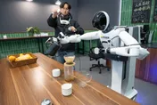 好羨慕！機器人催生「科技薪貴」　北京工程師月領超11萬元