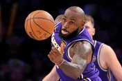 NBA/詹皇球衣添特殊徽章！剩46場賽後取下　特製限量球星卡
