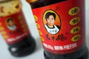 悶聲發大財！拒網路行銷仍熱賣　陸老干媽年營收逼近245億元