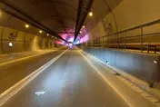 用路人有感！信義快速道路象山隧道南向路面更新