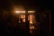 屏東民宅凌晨火警！獨居男受困被救出仍告不治