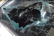 影/雲林二手車行凌晨遭襲！3名惡煞砸毀進口車損失數十萬