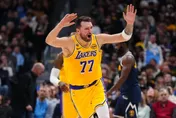NBA/湖人超狂逆轉勝！東契奇38分大三元率隊擊潰金塊