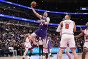 NBA/東契奇砍46分屠牛！只花65場破湖人上古神獸紀錄