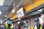 影/北捷女子車廂內講話太大聲　乘客急按對講機通報