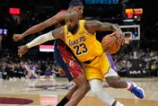 NBA/詹皇返鄉獲致敬影片落淚！騎士不留情面痛宰湖人30分