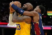 NBA/賽後狂言遭指對詹皇不敬！騎士小將急道歉　詹姆斯回應了