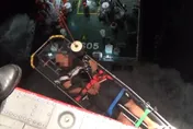 影/與死神搶命！屏東漁船移工出海突中風　海巡海空接力馳援