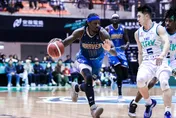PLG/朝裁判吐口水！富邦勇士洋將挨罰15000元
